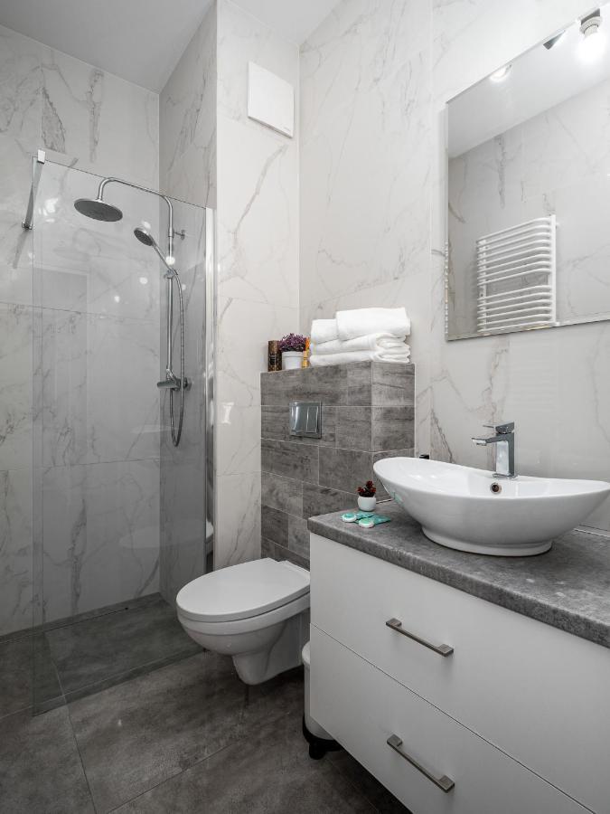Prymasa Street Apartament Apartment Warsaw Ngoại thất bức ảnh