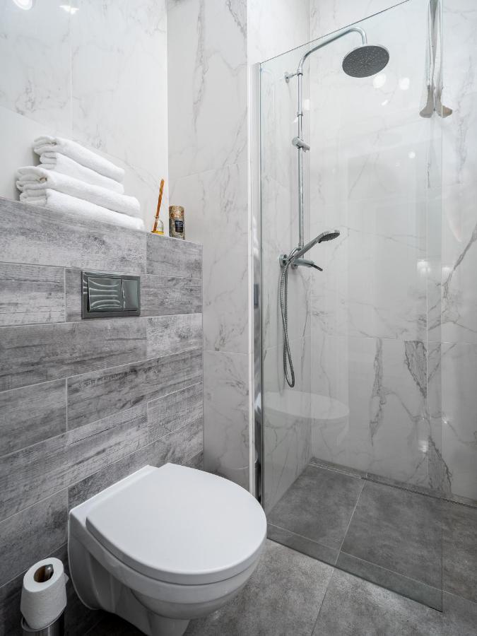 Prymasa Street Apartament Apartment Warsaw Ngoại thất bức ảnh
